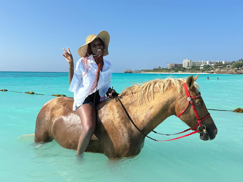 horse riding zanzibar